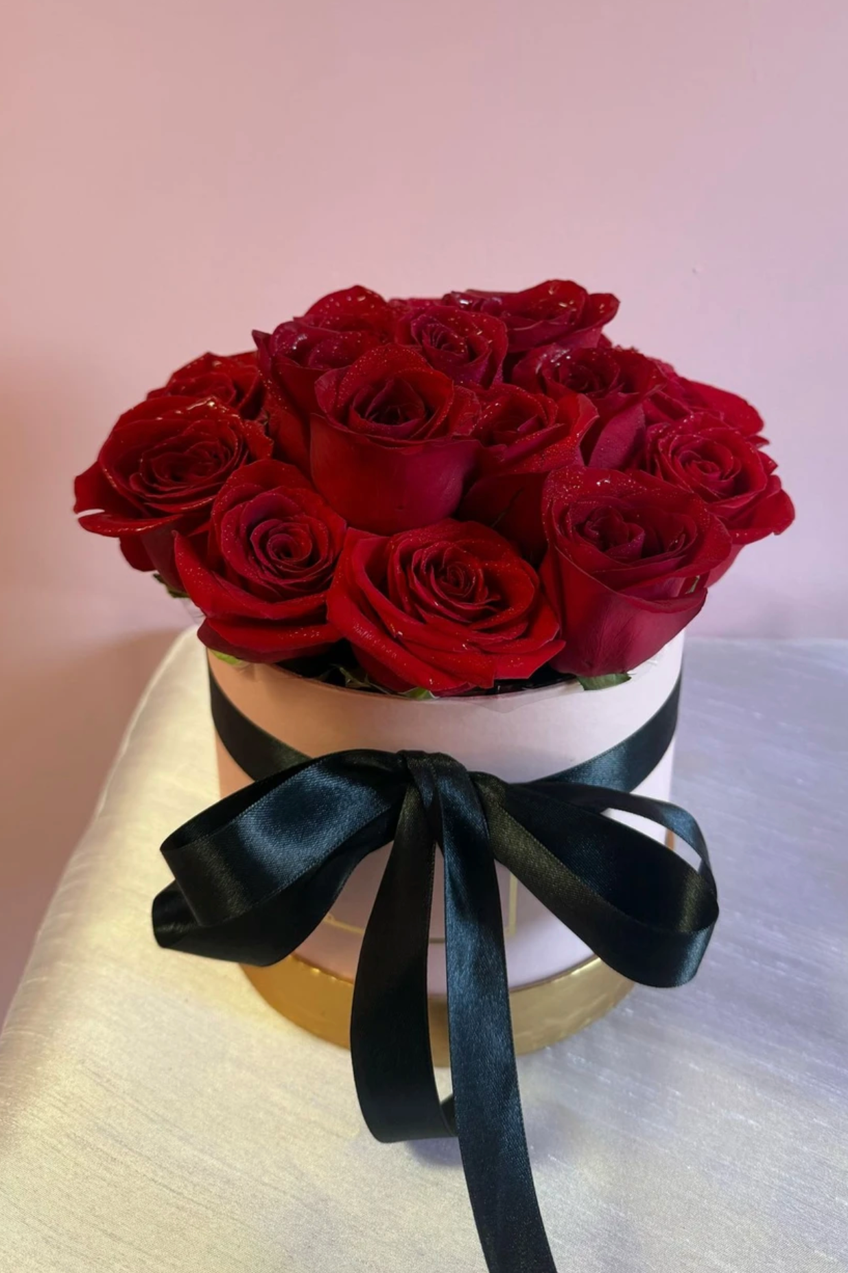 Rose, Baby’s Breath & Eucalyptus – Luxury Hat Box